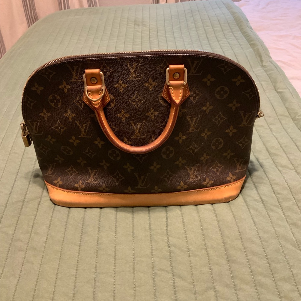 Handbag